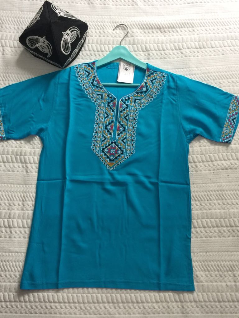 Erenche qisqa yeg yumilaq yaqa Image